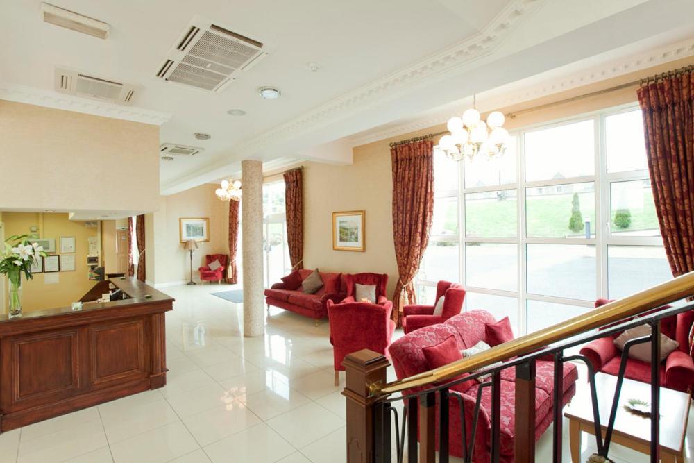 Riverside Park Hotel Macroom Exterior foto
