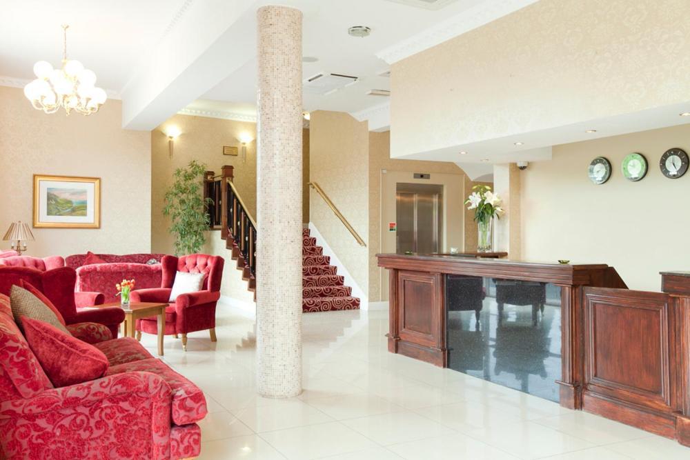Riverside Park Hotel Macroom Exterior foto